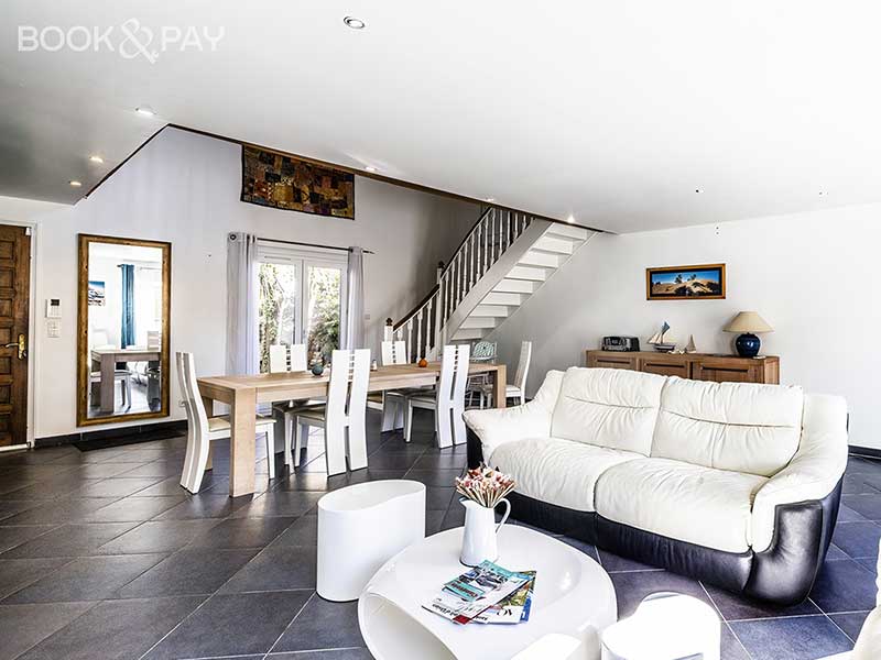 L'espace de vie de la maison de parrain à St Nazaire L'espace de vie de la maison de parrain votre logement pour les vacances sur la cote
