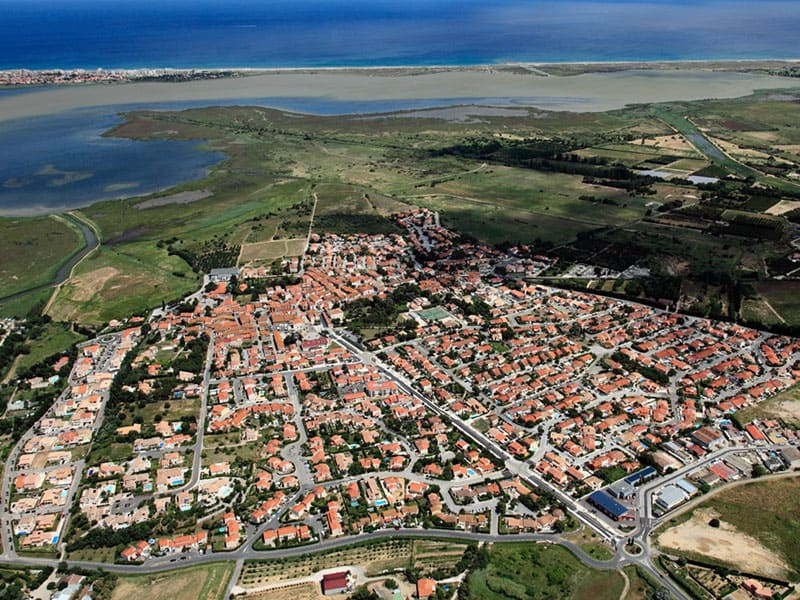 Saint Nazaire en roussillon vue aerienne La vue aerienne du village de Saint Nazaire en roussillon